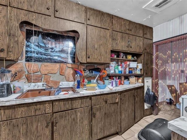 1355 NE 200th Ter, Miami, FL 33179