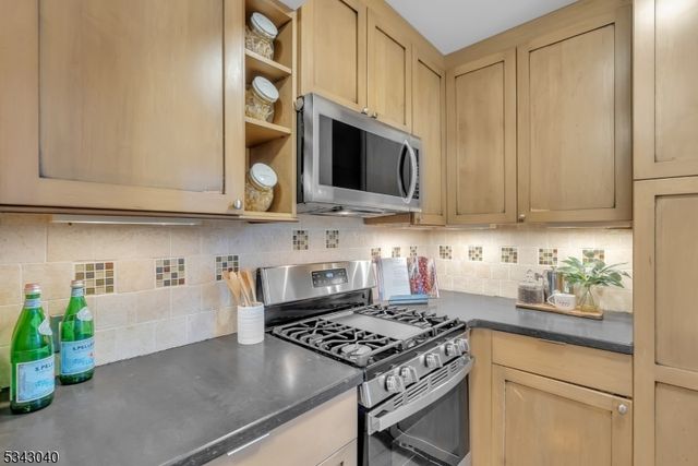 357 Tichenor Ave, South Orange Village Twp., NJ 07079