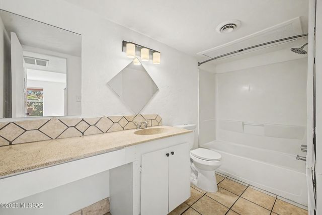 1620 N Wilmot Rd Unit D168, Tucson, AZ 85712