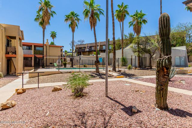 1620 N Wilmot Rd Unit D168, Tucson, AZ 85712