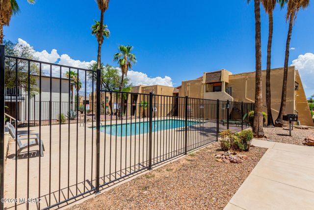 1620 N Wilmot Rd Unit D168, Tucson, AZ 85712