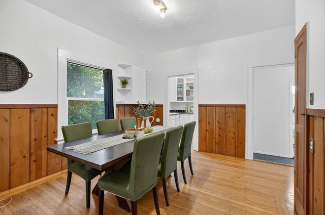 811 18th St, Sacramento, CA 95811