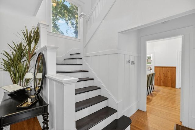 811 18th St, Sacramento, CA 95811