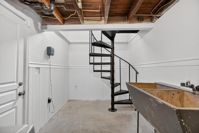 811 18th St, Sacramento, CA 95811