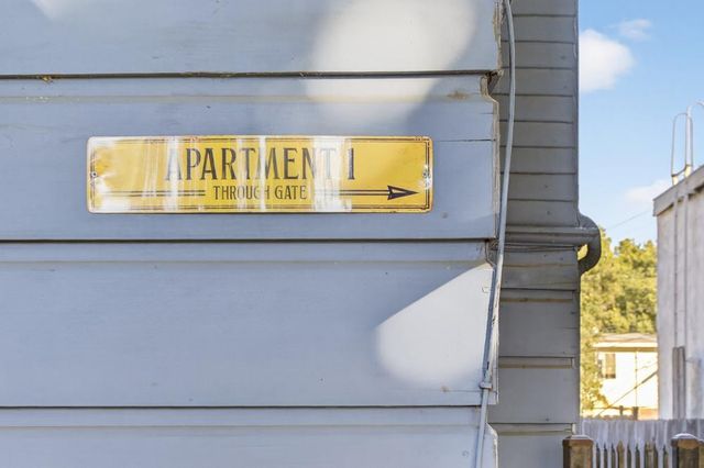 811 18th St, Sacramento, CA 95811