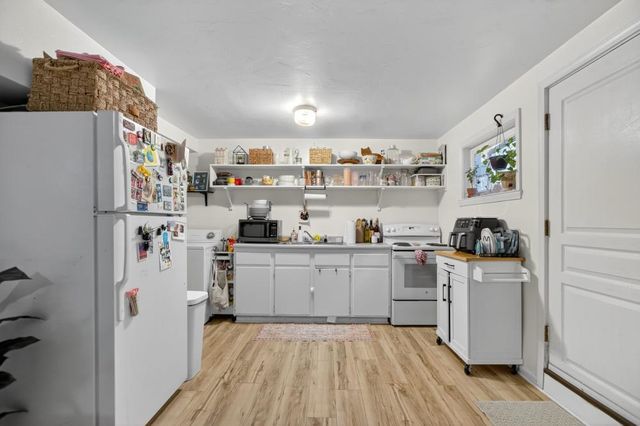 811 18th St, Sacramento, CA 95811