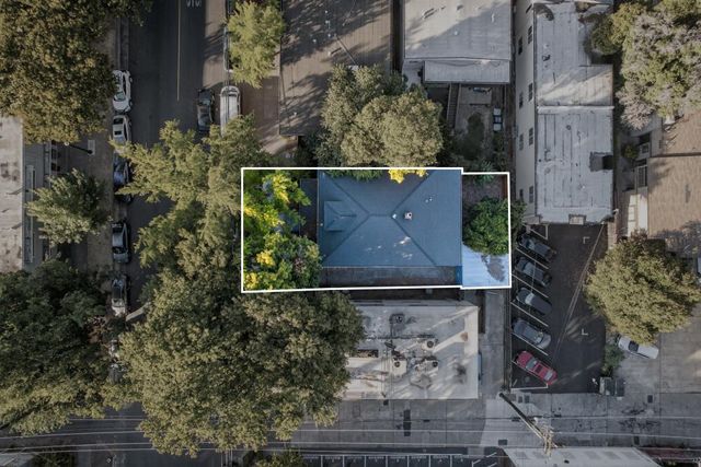 811 18th St, Sacramento, CA 95811