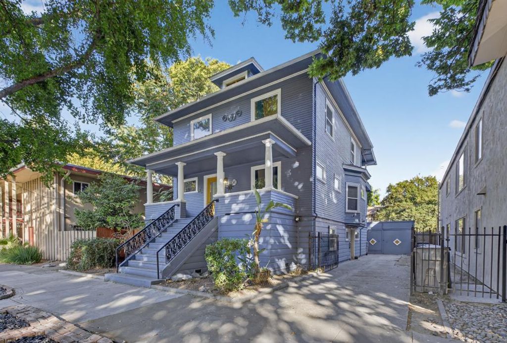 811 18th St, Sacramento, CA 95811