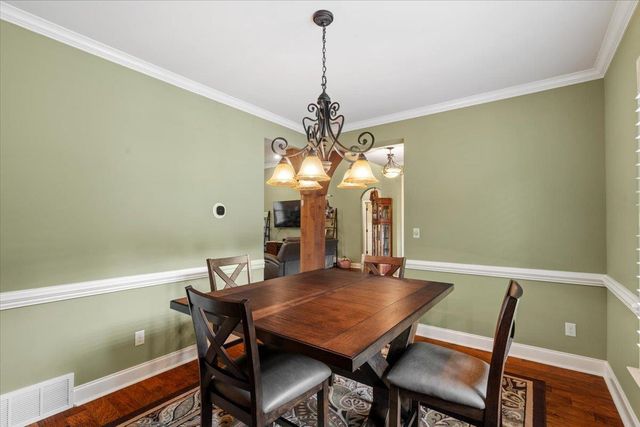 210 SAUNDERS CREEK CIR, Rossville, TN 38066