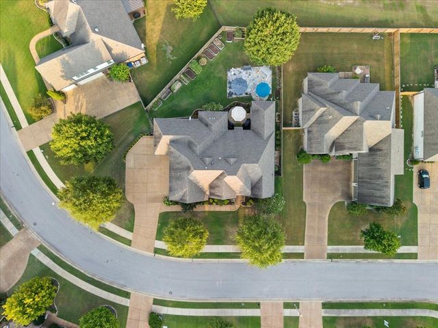 210 SAUNDERS CREEK CIR, Rossville, TN 38066