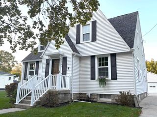 2147 7th Street, Bay City, MI 48708