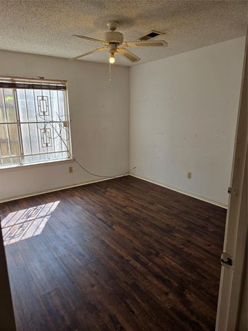 7707 Candlegreen Lane, Houston, TX 77071