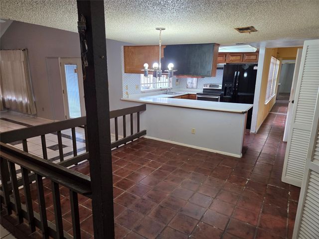 7707 Candlegreen Lane, Houston, TX 77071