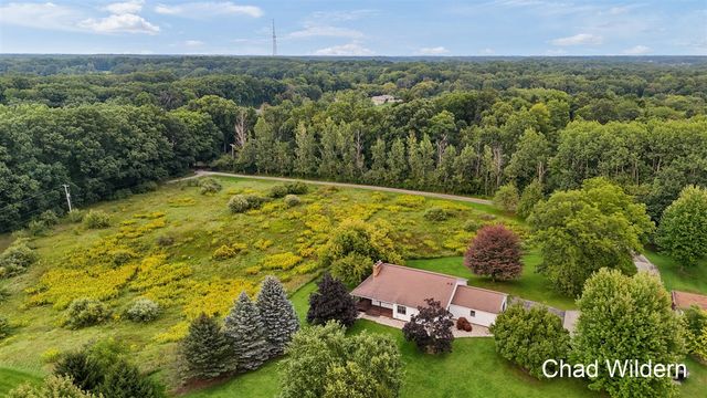 7200 Knapp Street, Ada, MI 49301
