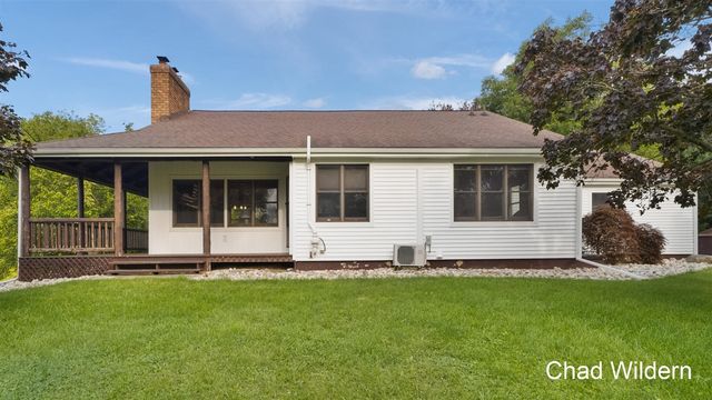 7200 Knapp Street, Ada, MI 49301