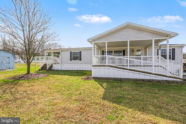 71 MEADOWVIEW DR, New Bloomfield, PA 17068