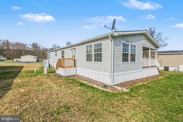 71 MEADOWVIEW DR, New Bloomfield, PA 17068