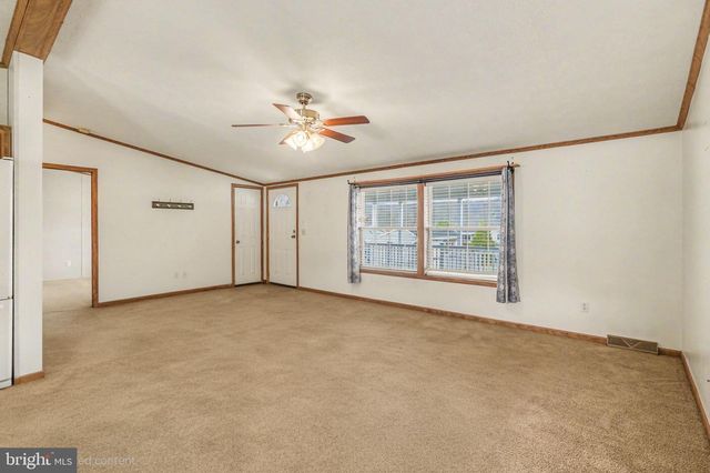 71 MEADOWVIEW DR, New Bloomfield, PA 17068