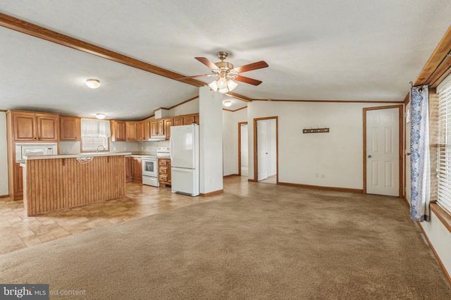 71 MEADOWVIEW DR, New Bloomfield, PA 17068