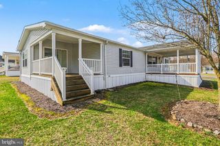 71 MEADOWVIEW DR, New Bloomfield, PA 17068