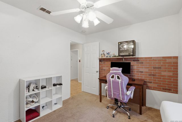 9014 LAGUNA FLS, San Antonio, TX 78251