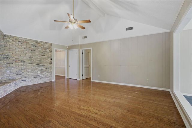 1249 Bayouwood Drive S, Lake Charles, LA 70605