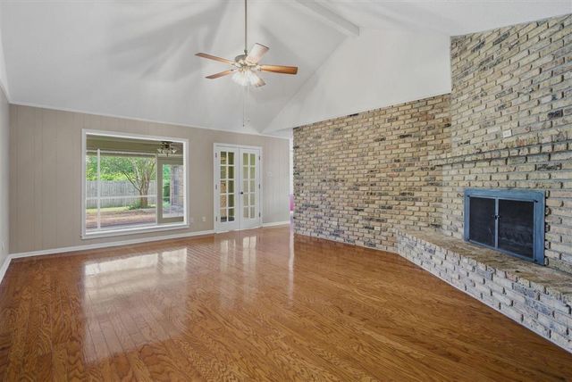 1249 Bayouwood Drive S, Lake Charles, LA 70605
