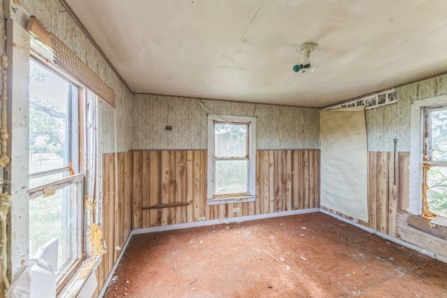 461 Turkey Creek, Mineral Wells, TX 76067