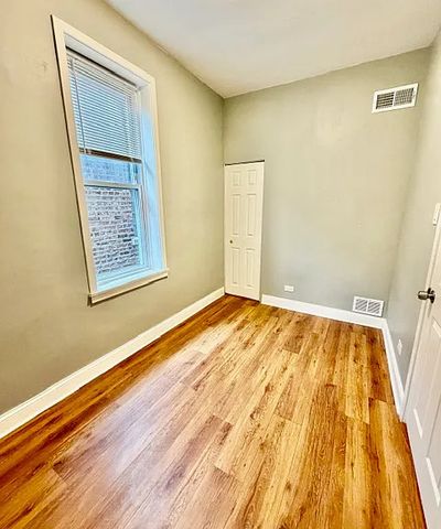5144 S HERMITAGE Avenue, Chicago, IL 60609