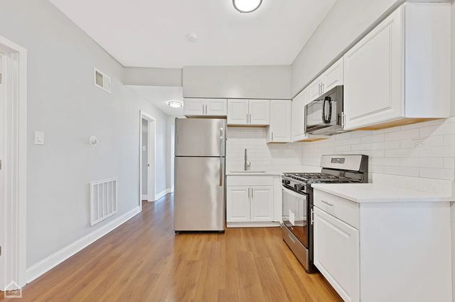 5144 S HERMITAGE Avenue, Chicago, IL 60609