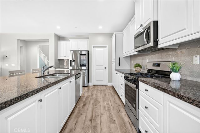 30598 Cricket Road, Murrieta, CA 92563