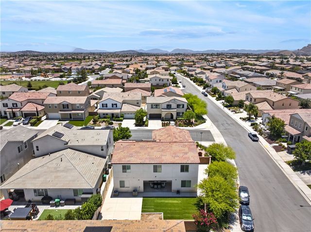 30598 Cricket Road, Murrieta, CA 92563