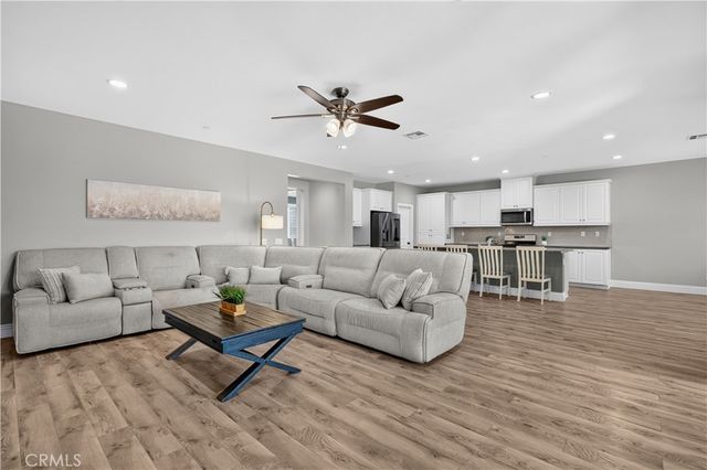 30598 Cricket Road, Murrieta, CA 92563