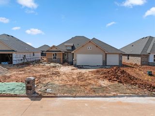 625 Trails End, Shawnee, OK 74804
