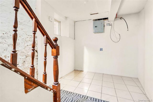 86-16 120th Street, Richmond Hill, NY 11418