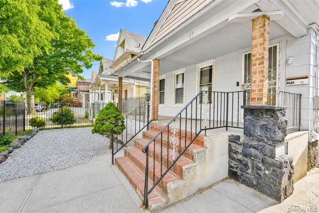 86-16 120th Street, Richmond Hill, NY 11418