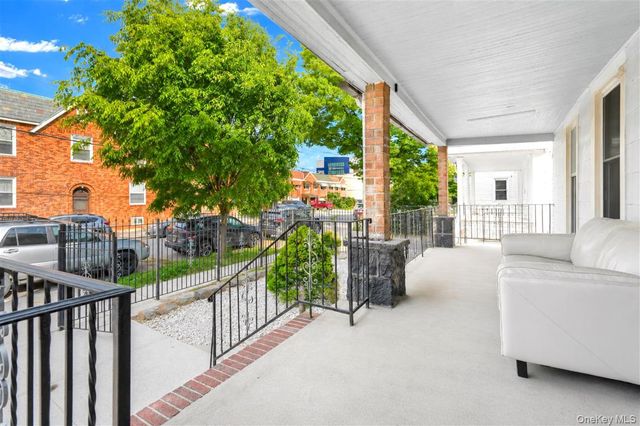 86-16 120th Street, Richmond Hill, NY 11418