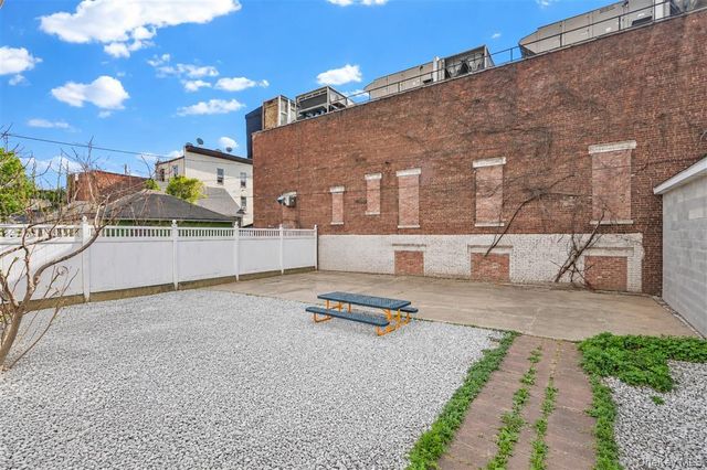 86-16 120th Street, Richmond Hill, NY 11418