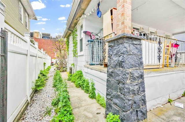 86-16 120th Street, Richmond Hill, NY 11418