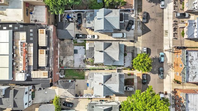 86-16 120th Street, Richmond Hill, NY 11418
