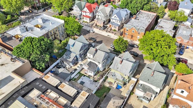 86-16 120th Street, Richmond Hill, NY 11418