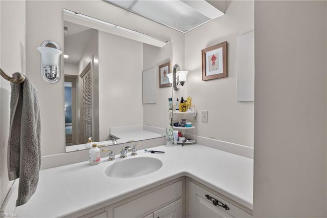 1211 Scottland TER, Newport News, VA 23606