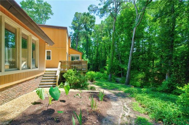 1211 Scottland TER, Newport News, VA 23606