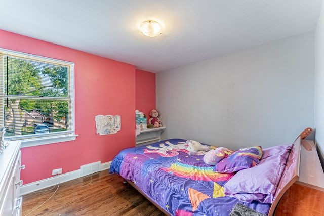 1910 N 74th Avenue, Elmwood Park, IL 60707