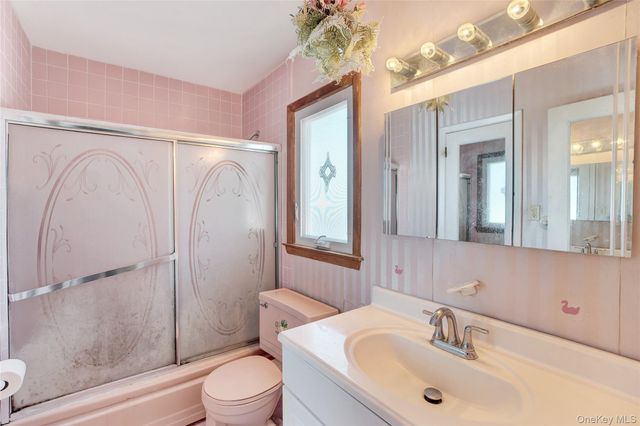 212 Newbridge Road, Levittown, NY 11801