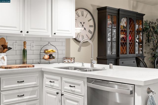 525 Silver Oak Ln, Danville, CA 94506