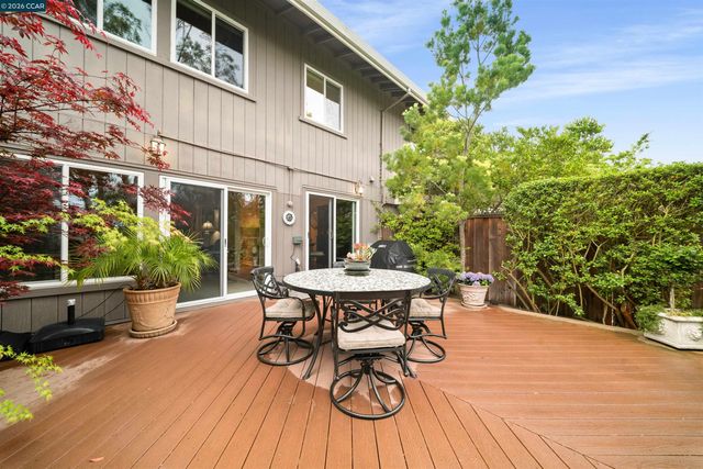 525 Silver Oak Ln, Danville, CA 94506