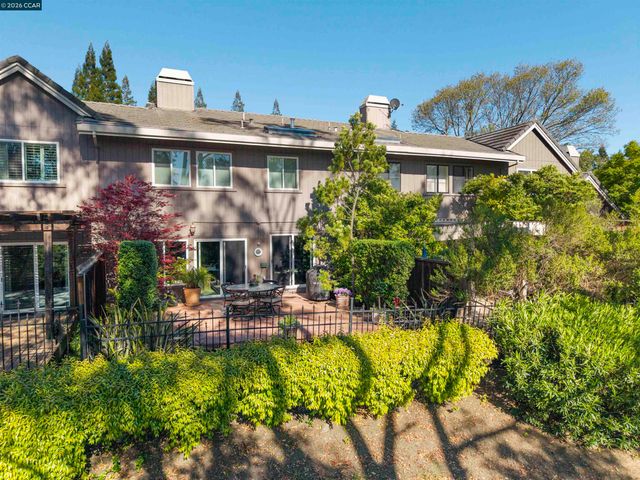 525 Silver Oak Ln, Danville, CA 94506