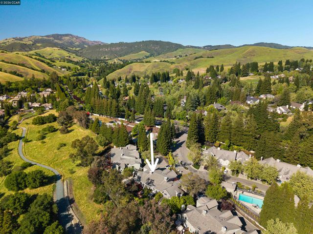 525 Silver Oak Ln, Danville, CA 94506