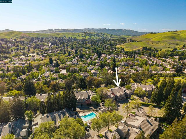525 Silver Oak Ln, Danville, CA 94506